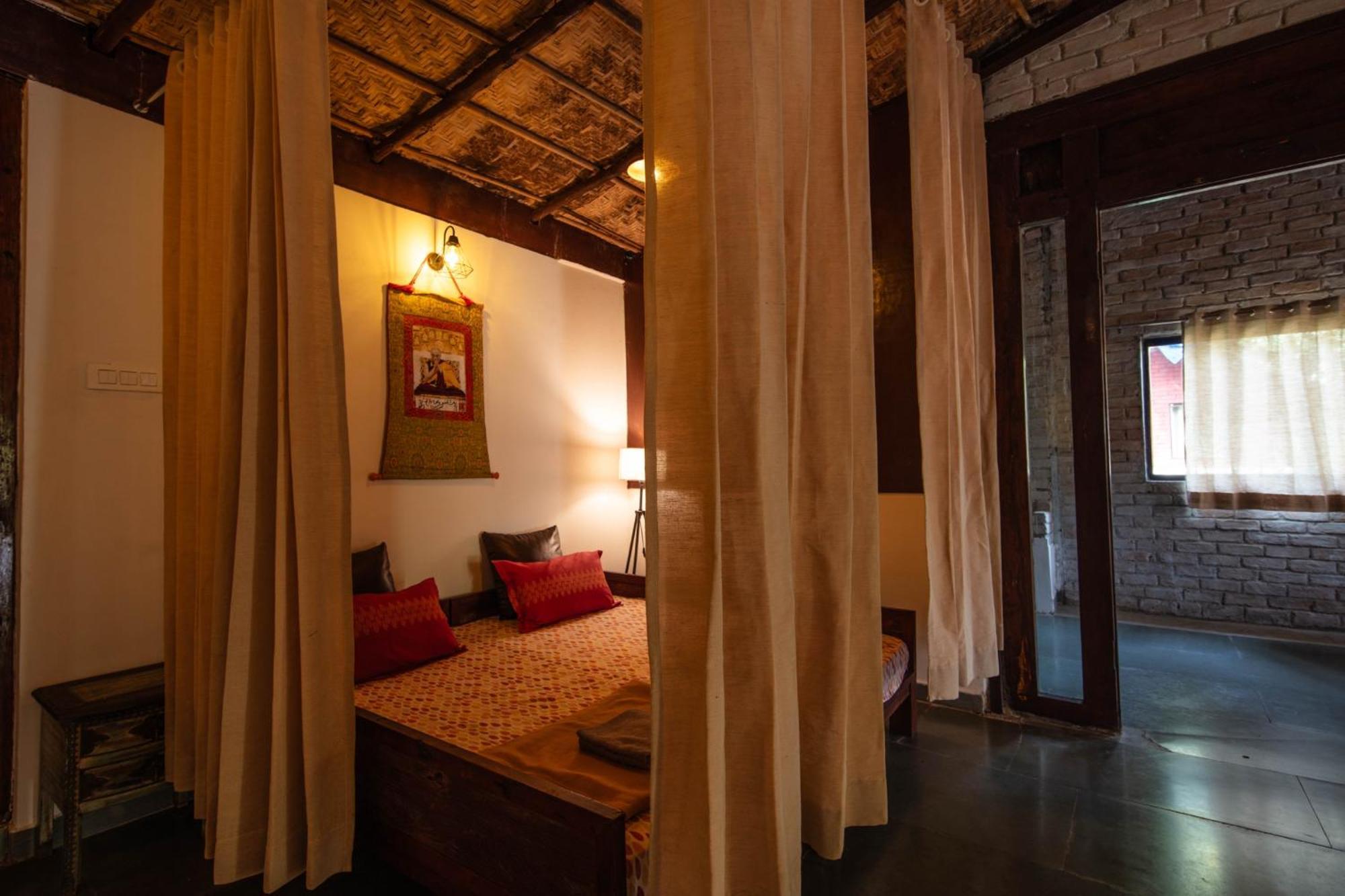 מנדרם Satori Wellness Cottages I Yoga, Sauna, Ice Bath, Holistic Therapies & More מראה חיצוני תמונה
